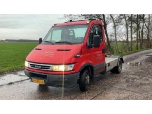 23d91ef2-df4d-4c49-829c-bd343711cc8f.mp4