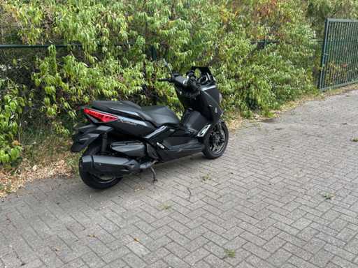 Yamaha XMax 400 Motorrad