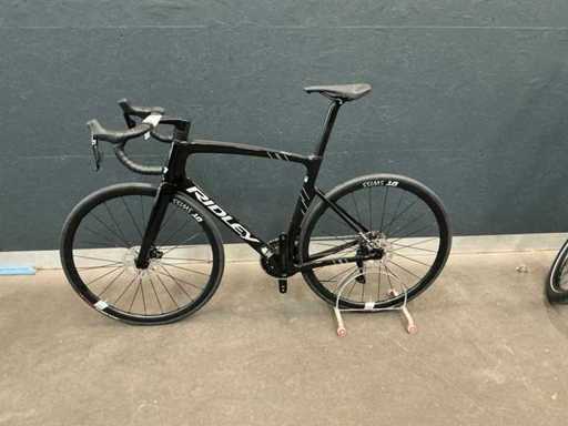Vélo de route à disque Ridley Noah