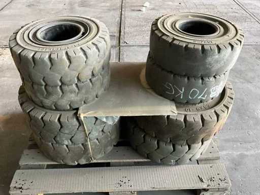 Massivgummireifen-Set (2x)