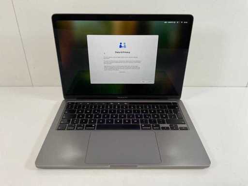 Apple MacBook Pro 13", QuadCore i5, 16GB RAM, 500GB NVMe Laptop