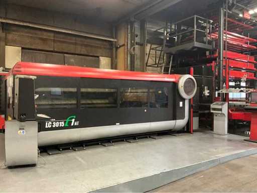 Amada - 2016 - LC3015 F1 NT - Macchina CNC per il taglio laser con torre di automazione