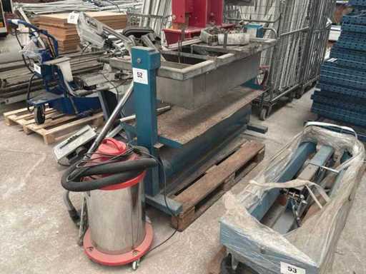 Machine de travail des métallurgies