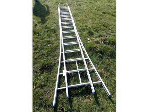 Leiter zweiteilig, 14 Sprossen pro Abschnitt