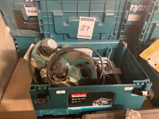 Makita KP0810CJ Orbital Sander