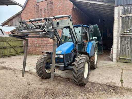 NEW HOLLAND SLTV - Type L3 landbouwtractor met vierwielaandrijving