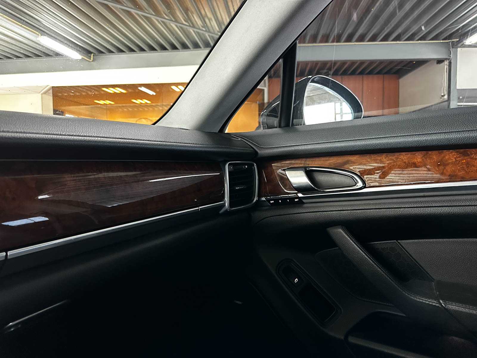 Porsche Panamera S 4.8 V8 405pk 2012