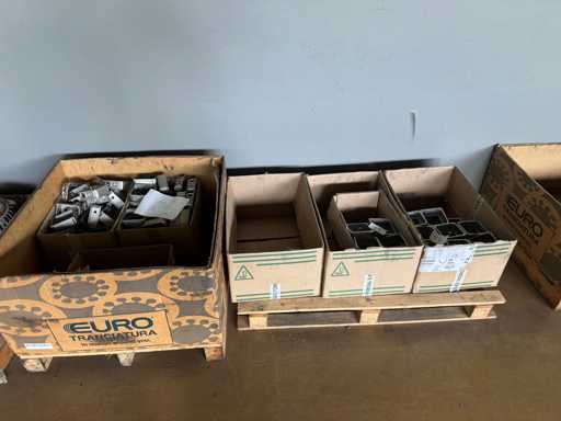   Viele gegossene Aluminium-Elektromotor-Klemmenboxen und Terminalbox-Abdeckungen