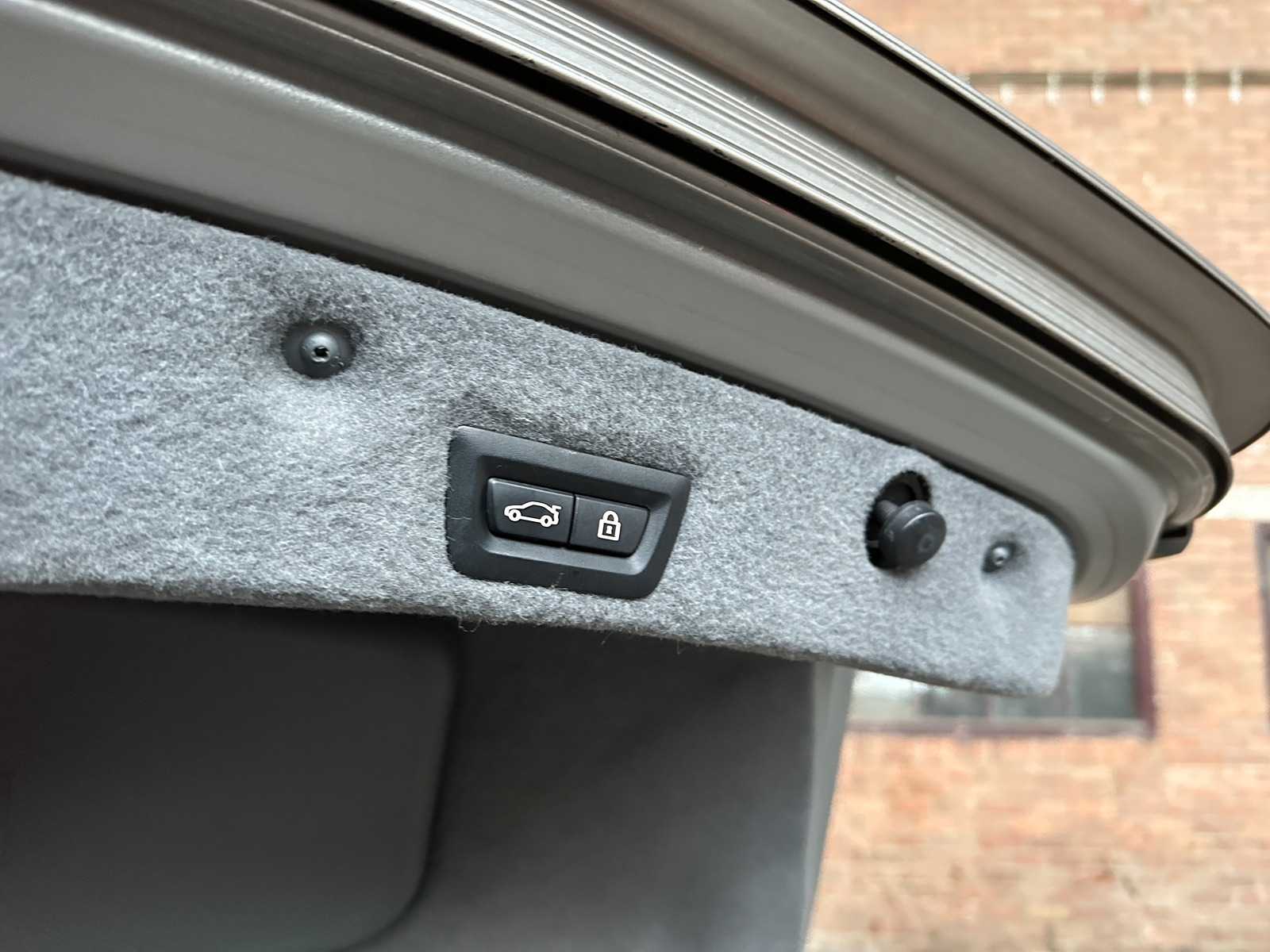 BMW 750i ActiveHybrid 4.4 V8 407pk 2010 7-serie, 02-PGJ-7 Youngtimer