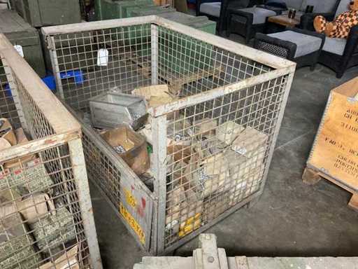 Ferramenta per montaggio a batch