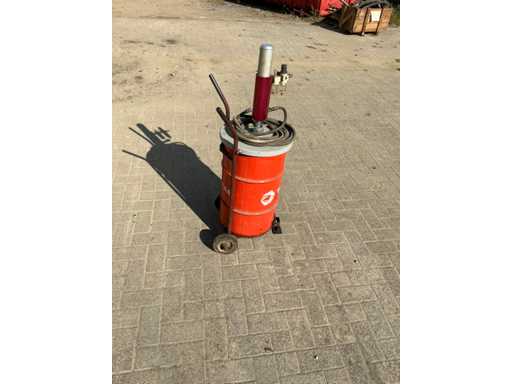 Pompe pneumatique + tonne complète avec lubrifiant à la graisse