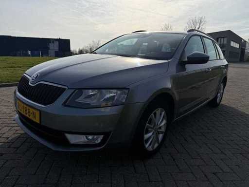Skoda Octavia Combi 1.6 TDI Greentech Elegance; RJ-188-N