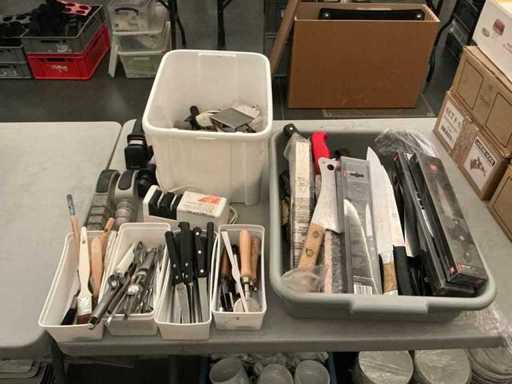 Lot of kitchen supplies