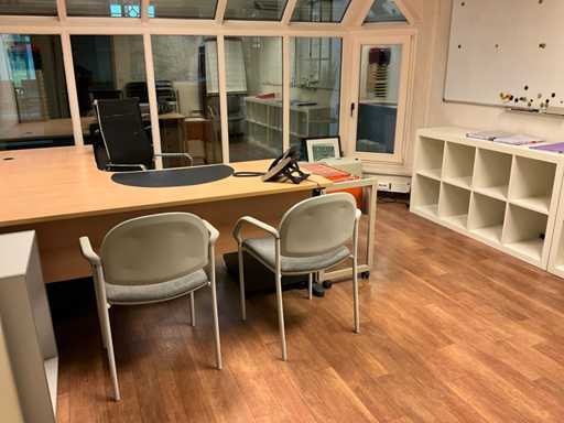 Tutto il resto del contenuto della scrivania