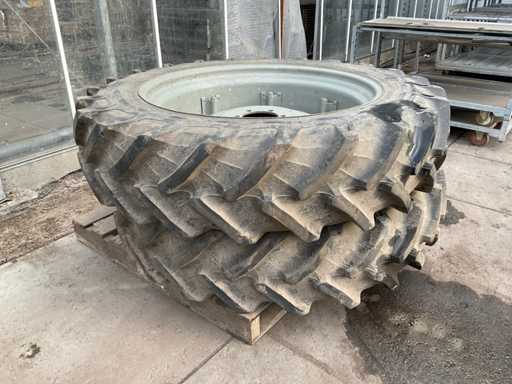 Pneumatico Pirelli TM300 S con cerchio (2x)