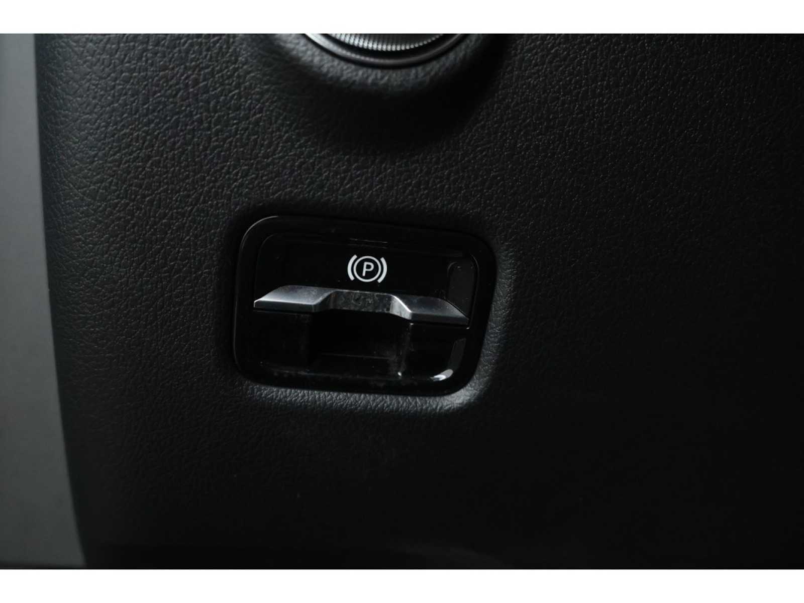 Mercedes-Benz C200 Estate d AMG Line 184pk 2022 C-klasse, JXV-25-F