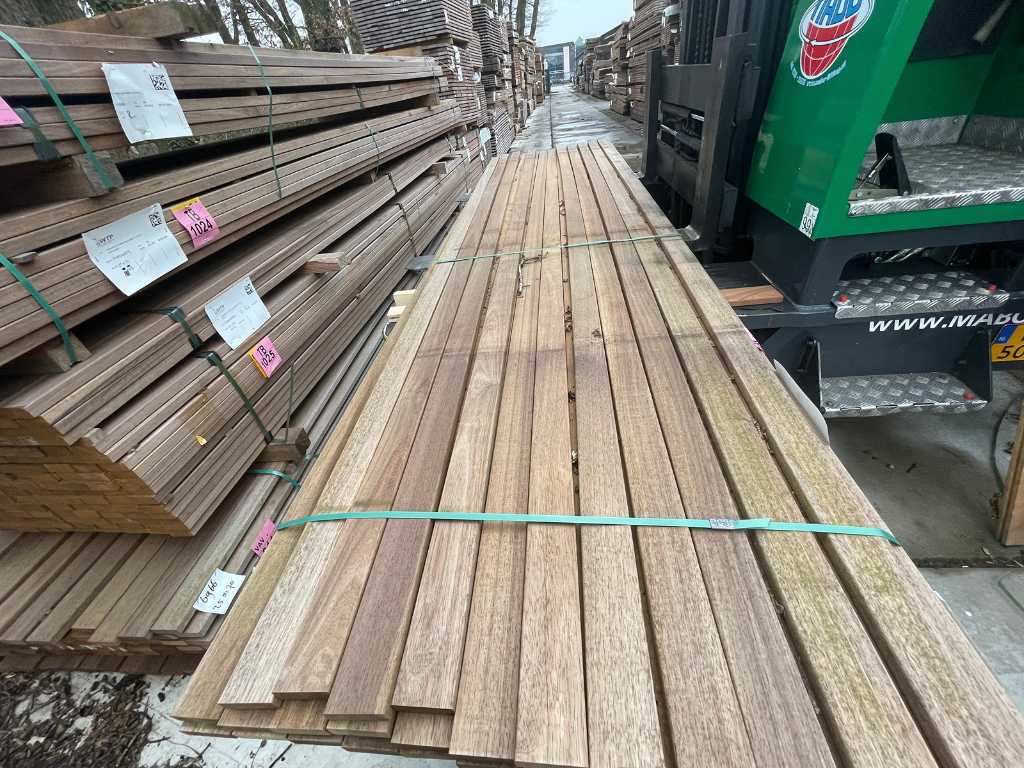 Règles en bois dur de teck de Guyane 25x70mm, longueur 400cm (35x)
