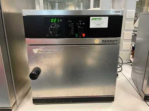 MEMMERT UM100 Etuve