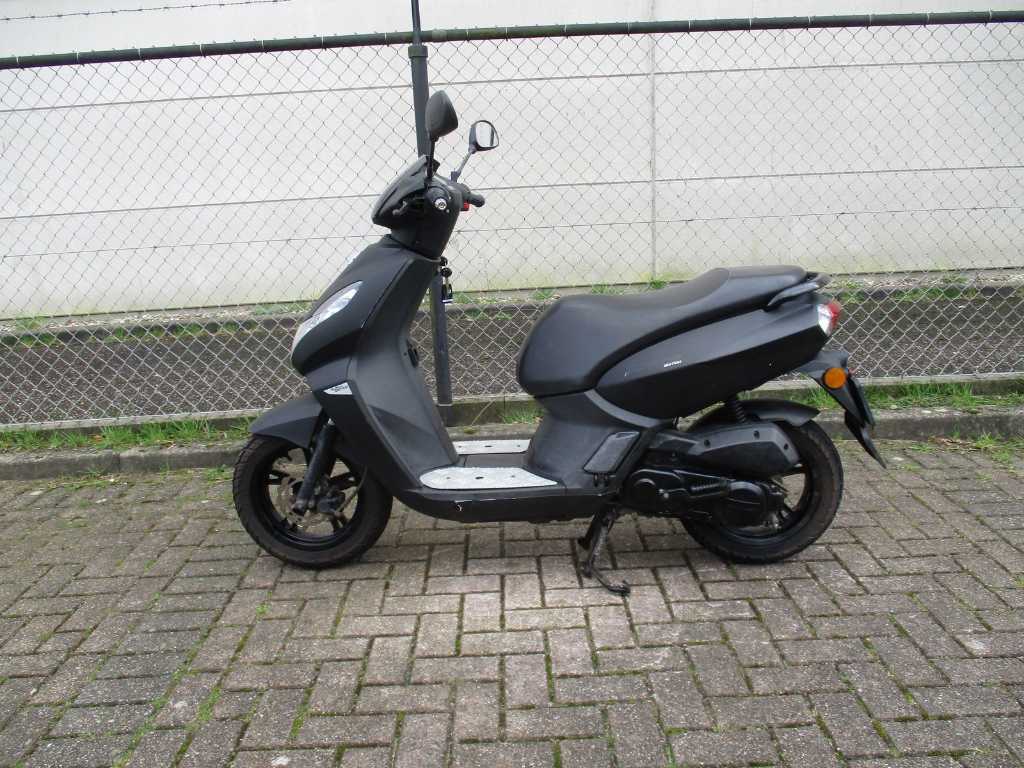 Peugeot - Bromscooter - Kisbee 4T Black Edition - Scooter