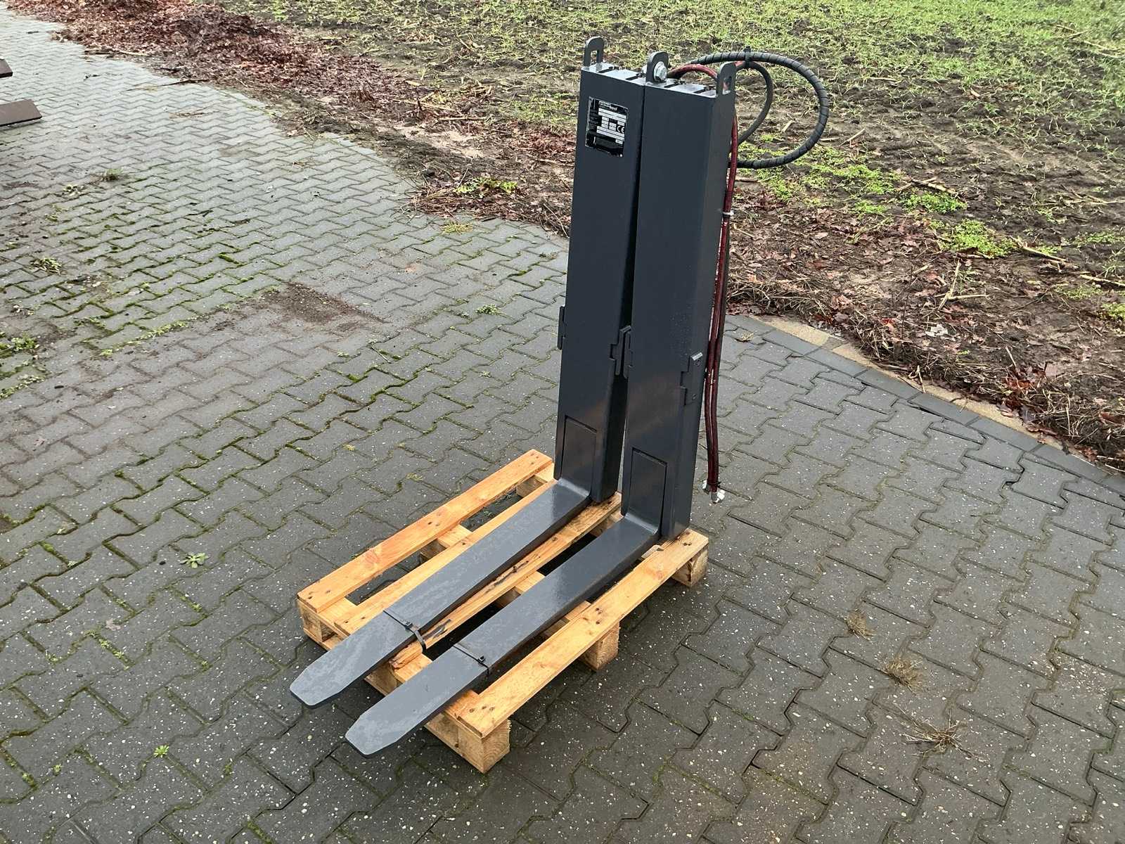 2012 Griptech Cage CDHSS-22 500-900 Forklift Leveller Set