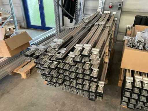 Matériaux d’installation pour panneaux photovoltaïques