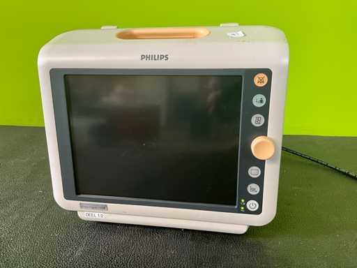 2006 Philips Suresigns VM8 Patient Monitor