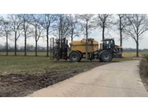 9ed1da45-de49-478c-94c3-beced4bfa5c1.mp4