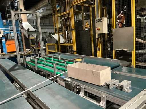 2 transportbanden Bandbreedte 500 mm St. ca. 2.400 mm lg.