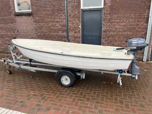 Terhi - 385 - Bateau à rames comprenant Yamaha 4 ch et remorque à bateau