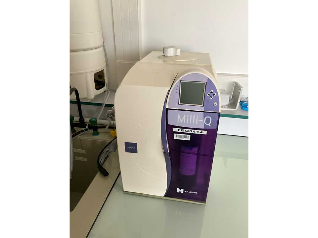 MILLIPORE MilliQ Integral 10 Purified Water System Troostwijk