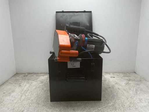 2019 MTD SD1500 Muursleuvenzaag