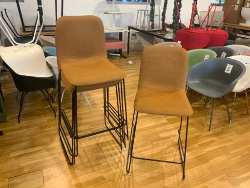 Lensvelt This 841 “Richard Hutten” Barstoel (5x)