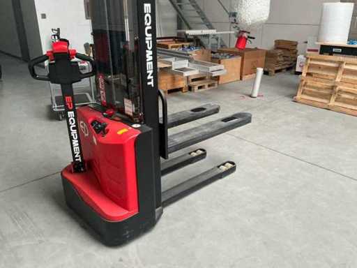 2023 EP Equipment Electric Stacker