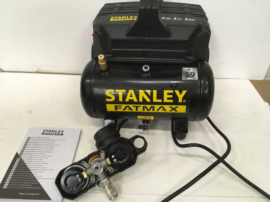 Stanley Fatmax Compresseur d'Air Portable