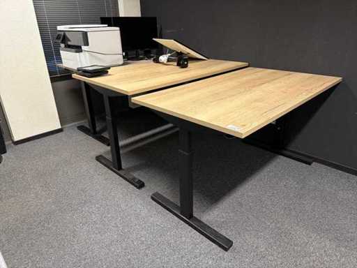 Desk (3x)
