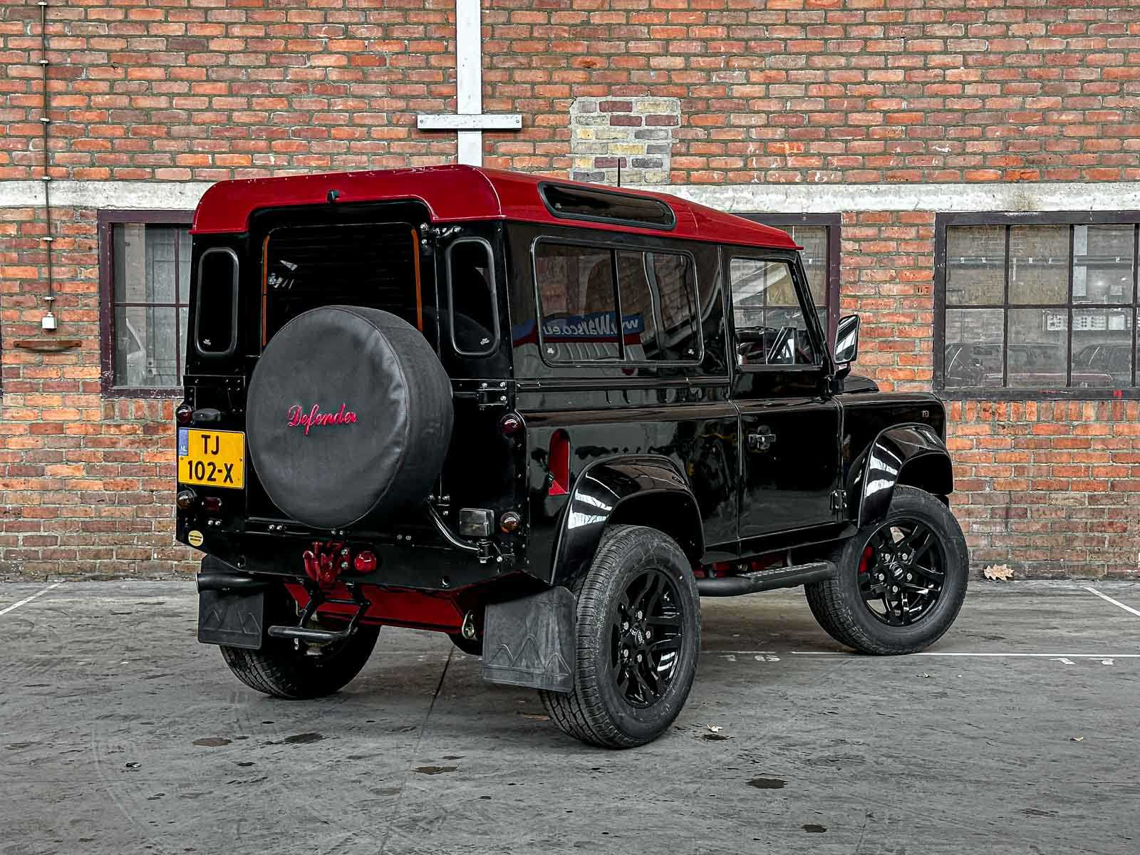 Land Rover Defender 90 V8 LS3-Motor 430pk 1996