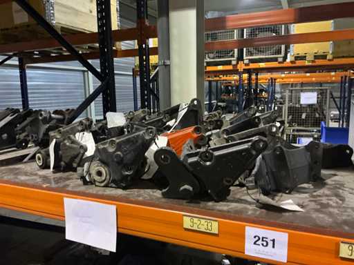 Verschiedene Blattfeder-Zubehörteile