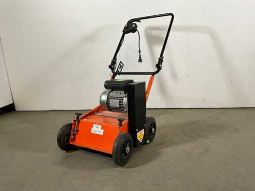 2014 Eliet E 401 Electric Verticuteermachine 40cm 220V