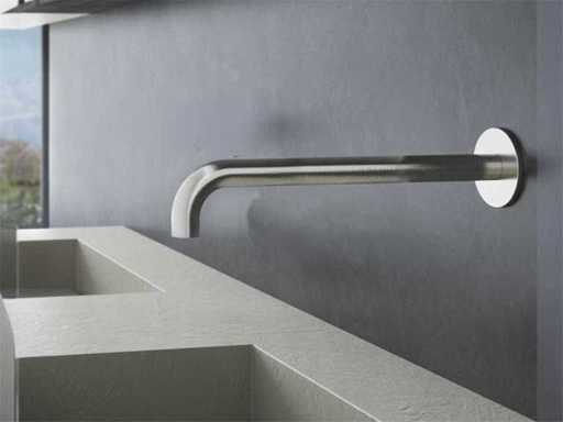 Bec Cobber Hotbath 25 cm en nickel brossé