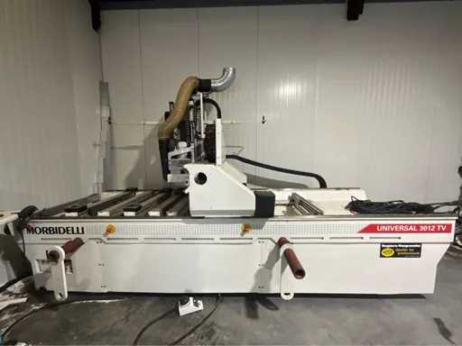 2009 Morbidelli Universal 3012 Fraiseuse CNC
