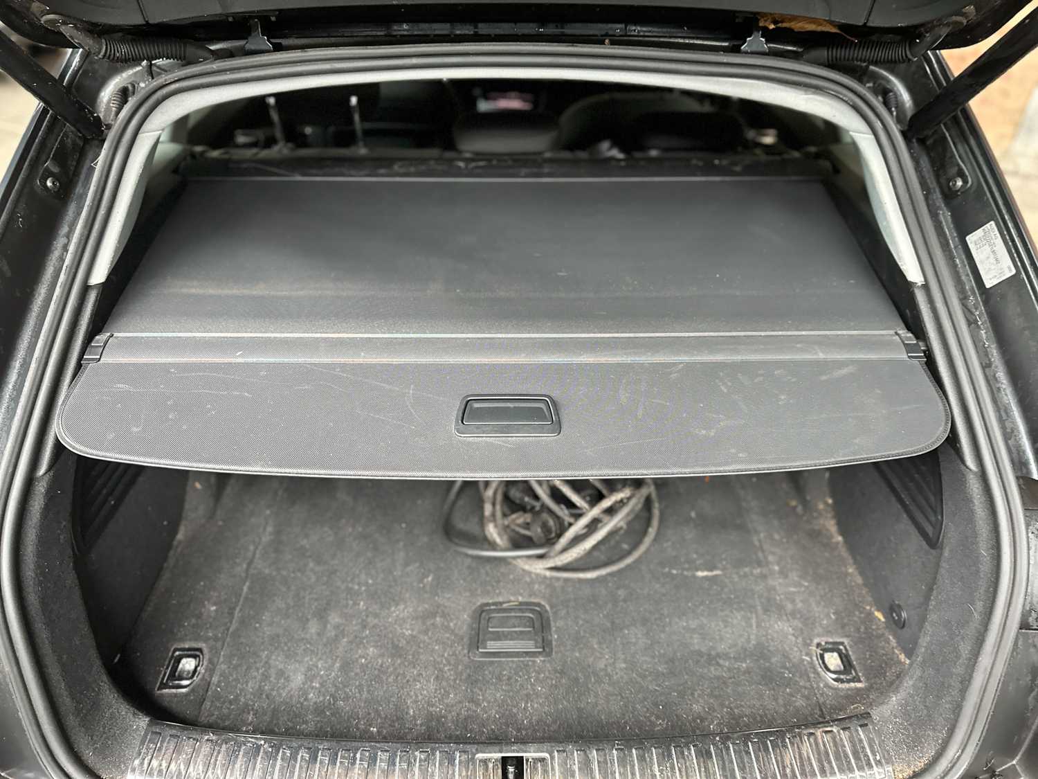 Audi e-tron 50 Quattro Launch Edition 71 kWh 313pk 2020 (Origineel-NL & 1e Eigenaar), J-840-LR