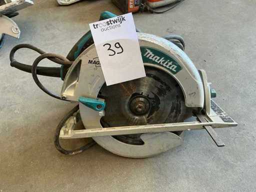 Makita 5008MG Circular Saw Machine