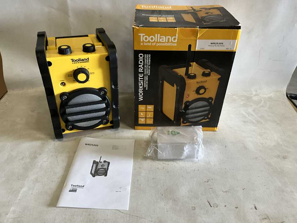 Toolland WR25205 Construction Radio