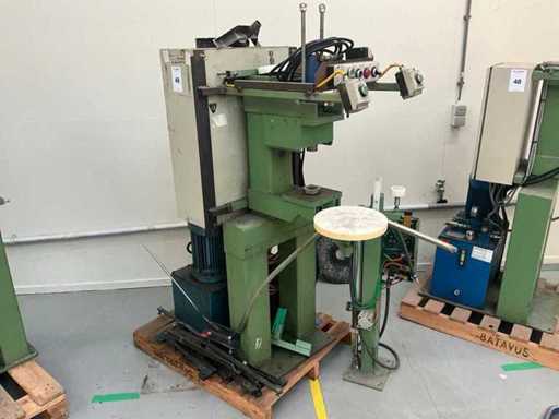Hydraulic press