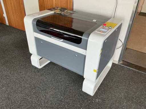 Machine à gravure laser MCOA10050 2024