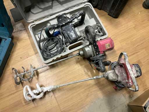 Various concrete mixers (3x)