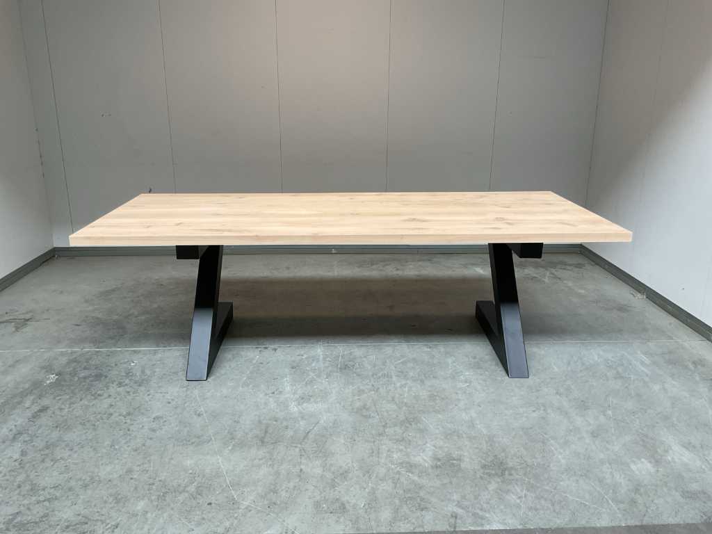 Tavolo da pranzo 240 cm