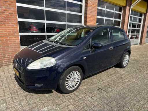 Fiat - Grande Punto - 1.4 Mașină activă de pasageri - 2009