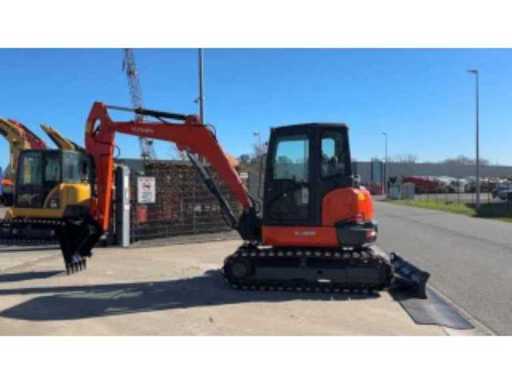 a3d74bfb-883f-4994-bc9f-9fba0aa955ed.mp4