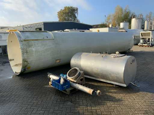 Salt Silo with stainless steel tank and dosing screw